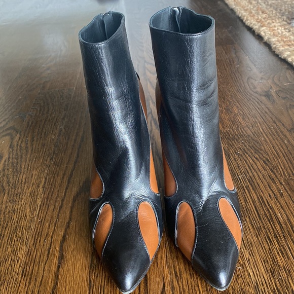 Bottega Veneta black and brown boots - Picture 2 of 4